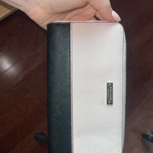 NEW Kate Spade Black and Pink Wristlet